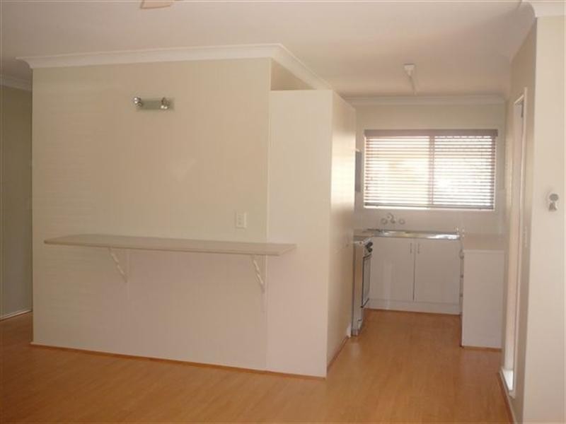 2/37 Coolangatta Road, Coolangatta QLD 4225