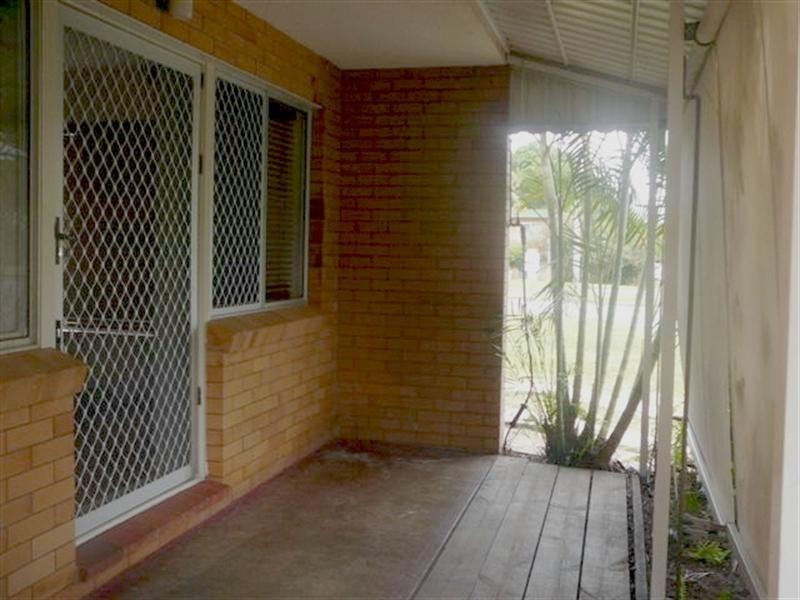 2/37 Coolangatta Road, Coolangatta QLD 4225