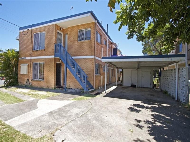 2/37 Coolangatta Road, Coolangatta QLD 4225
