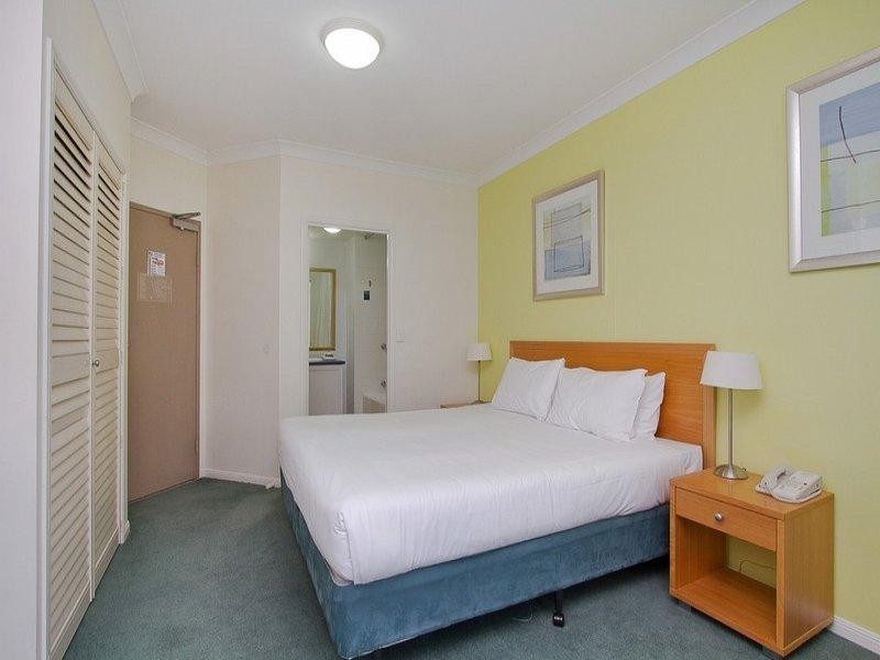 99 Griffith Street, Coolangatta QLD 4225