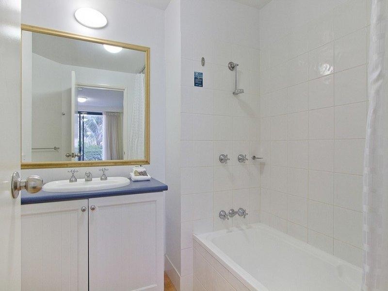 99 Griffith Street, Coolangatta QLD 4225
