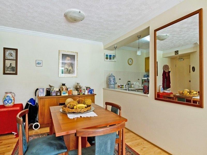 1/29 Dixon Street, Coolangatta QLD 4225