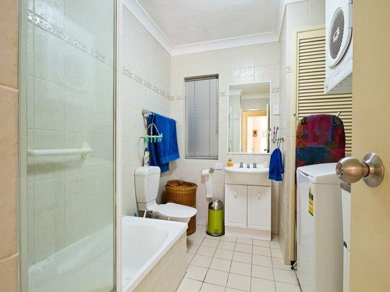 1/29 Dixon Street, Coolangatta QLD 4225