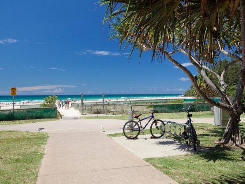 99 Griffith Street, Coolangatta QLD 4225