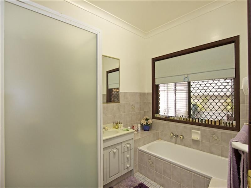 14 Seafarer Place, Banora Point NSW 2486