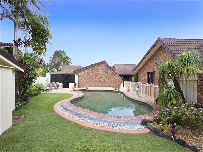 14 Seafarer Place, Banora Point NSW 2486