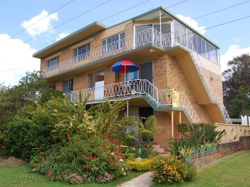 4/63 Stapylton Street, Coolangatta QLD 4225