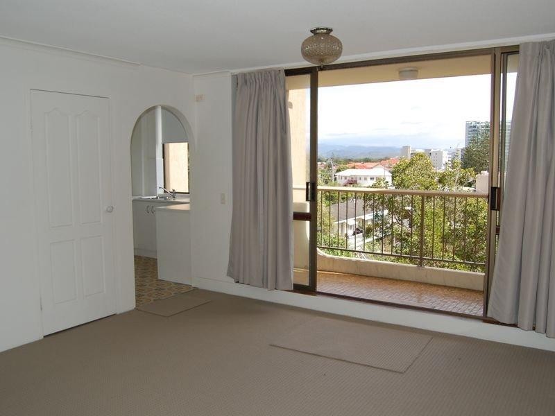 15/22 Marine Parade, Coolangatta QLD 4225