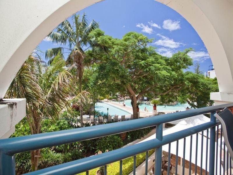 235-237/99 Griffith Street ‘Calypso’, Coolangatta QLD 4225