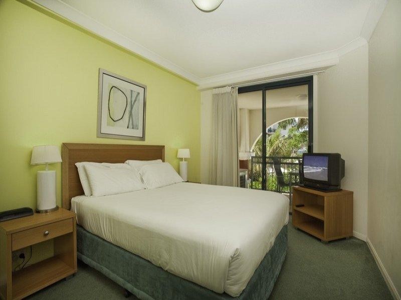 235-237/99 Griffith Street ‘Calypso’, Coolangatta QLD 4225