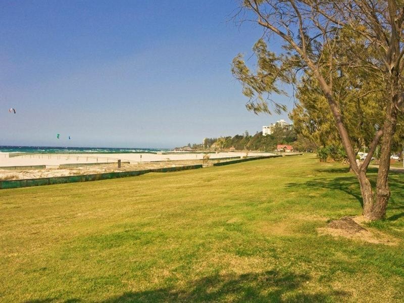 14/22 MUSGRAVE Street, Kirra QLD 4225