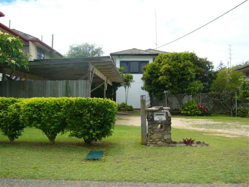 2/14 HAIG Street, Kirra QLD 4225