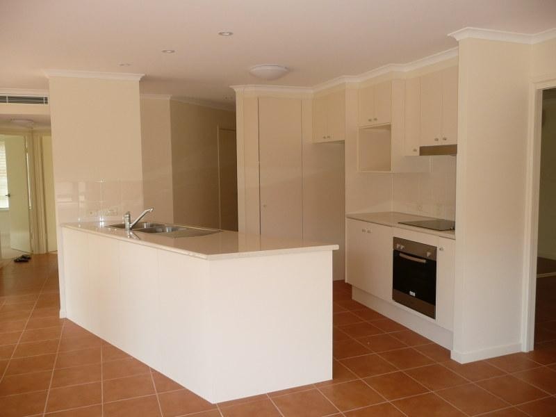 6/24 DUTTON Street, Coolangatta QLD 4225