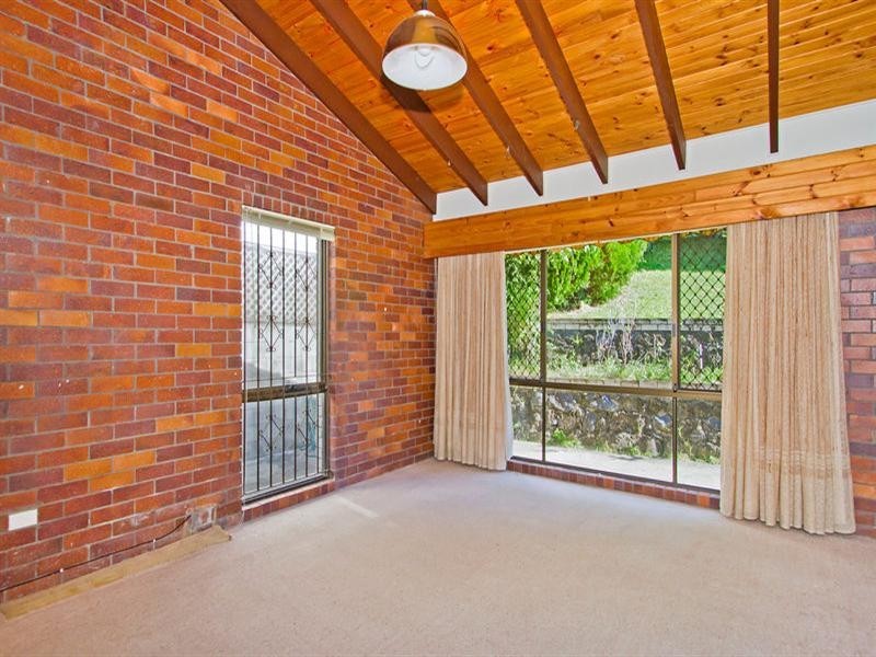 92 GARRICK Street, Coolangatta QLD 4225