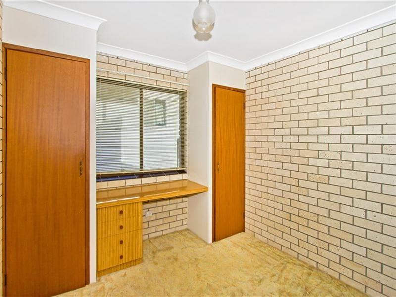 92 GARRICK Street, Coolangatta QLD 4225