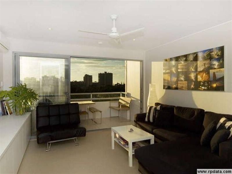 13/21 DIXON Street, Coolangatta QLD 4225