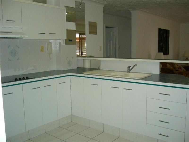 16/15-17 SOUTH Street, Kirra QLD 4225