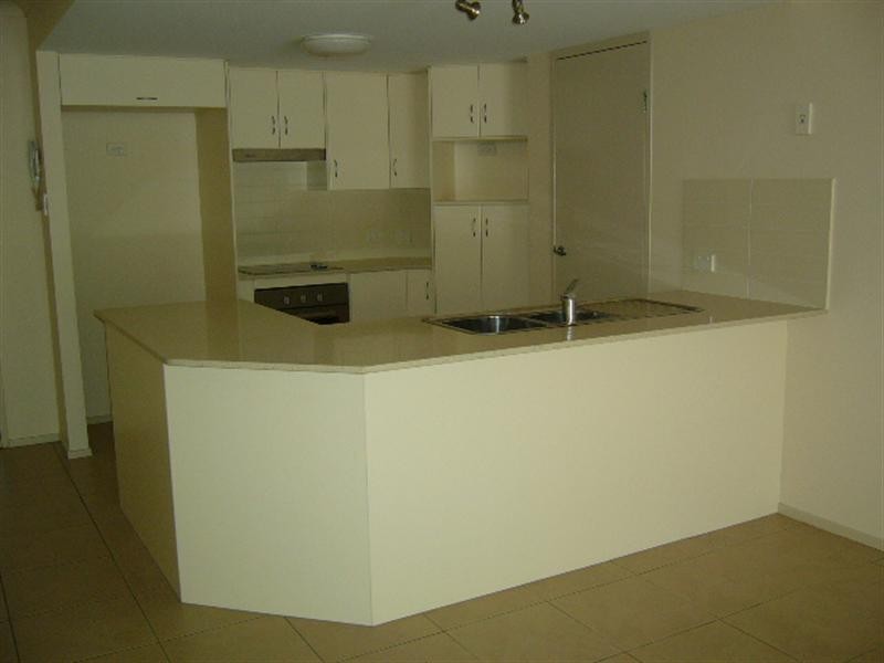 2/7-9 PARRY Street, Tweed Heads South NSW 2486