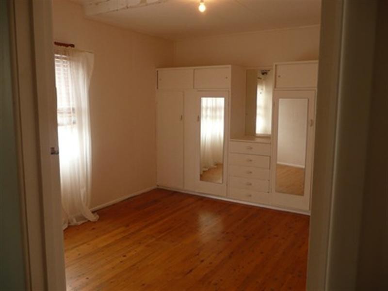 3/27 STAPYLTON Street, Coolangatta QLD 4225