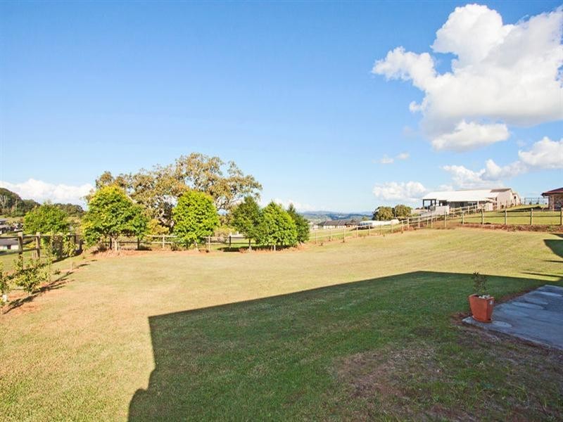 32 Sunnycrest Drive, Terranora NSW 2486