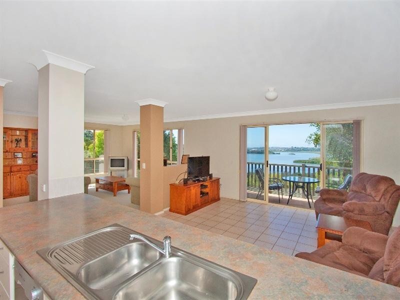 10 Lake Tahoe Drive, Bilambil Heights NSW 2486