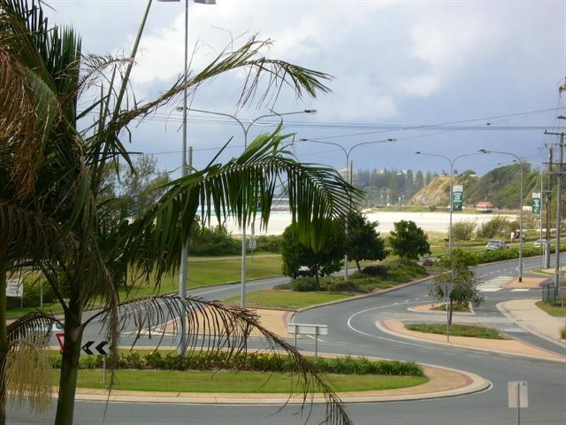 3/27 GOLDEN FOUR Drive, Kirra QLD 4225