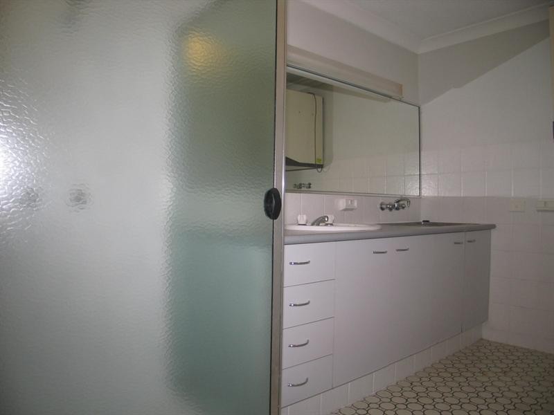 3/27 GOLDEN FOUR Drive, Kirra QLD 4225