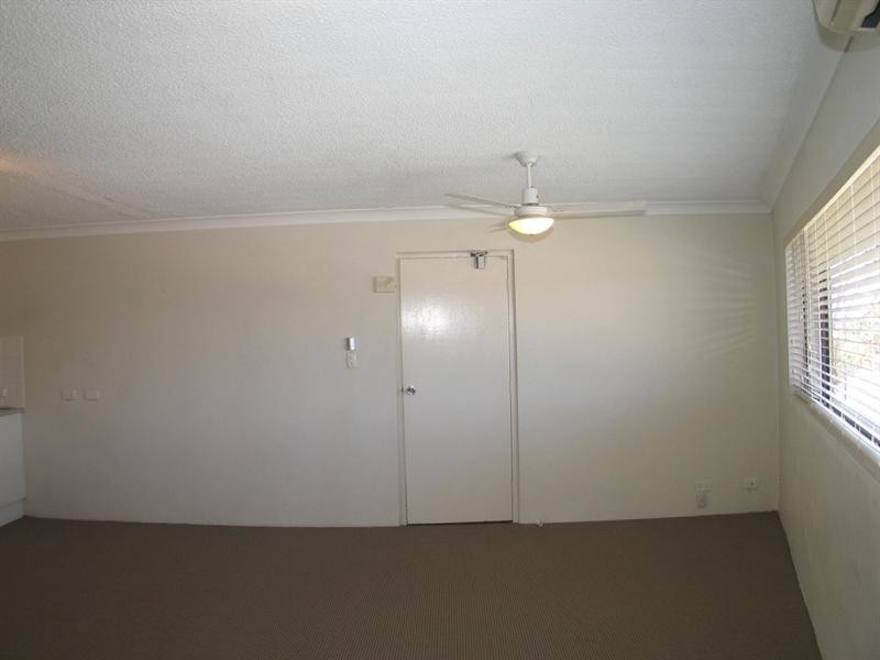 3/27 GOLDEN FOUR Drive, Kirra QLD 4225