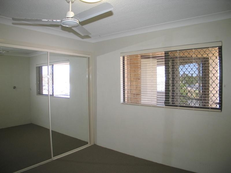 3/27 GOLDEN FOUR Drive, Kirra QLD 4225