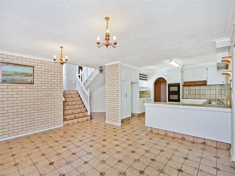 92 Garrick Street, Coolangatta QLD 4225