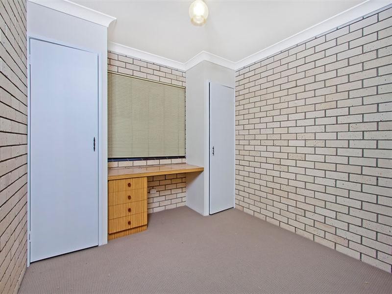 92 Garrick Street, Coolangatta QLD 4225