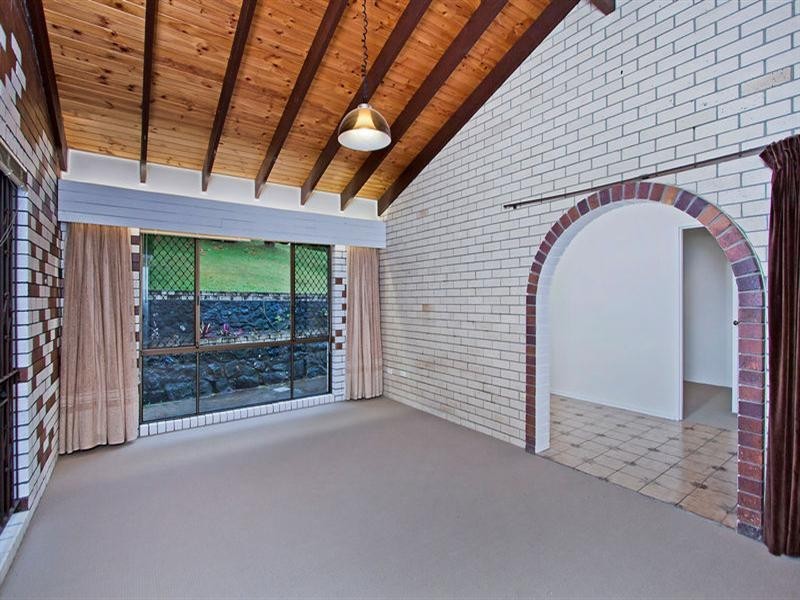 92 Garrick Street, Coolangatta QLD 4225