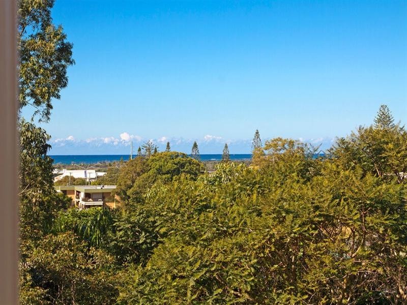 92 Garrick Street, Coolangatta QLD 4225