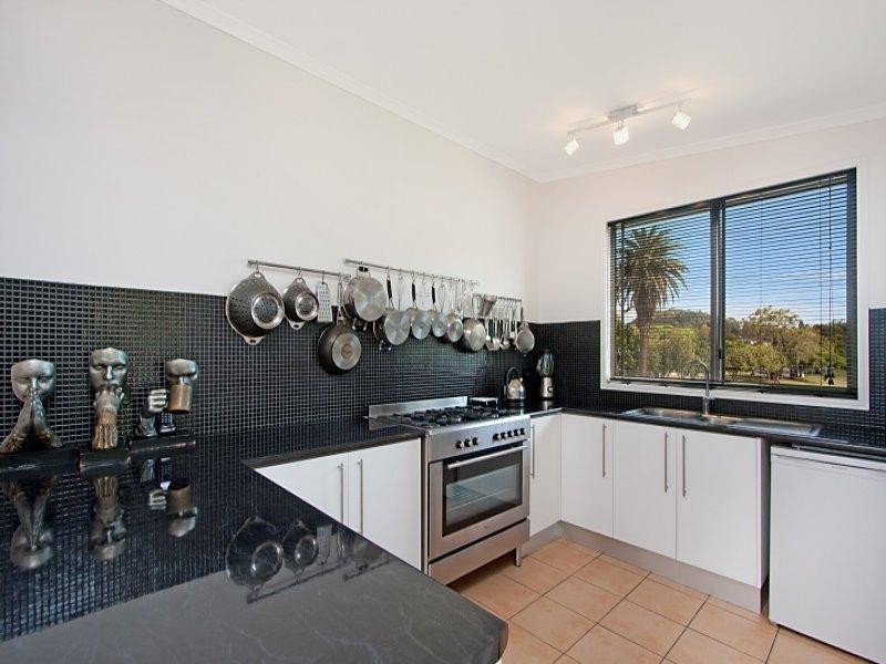 46 Wardrop St (cnr of Holland st), Murwillumbah NSW 2484