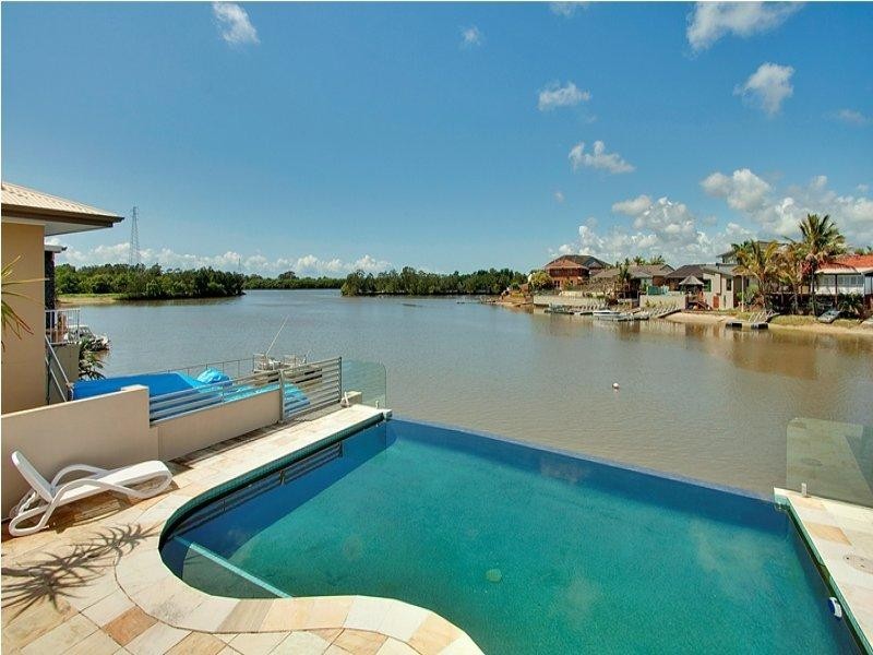 18 Bosun Boulevard, Banora Point NSW 2486
