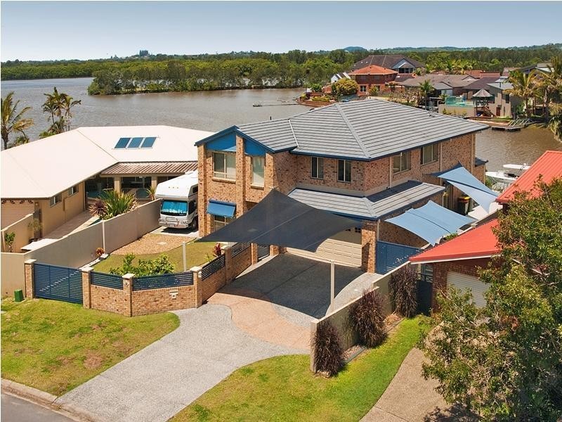 18 Bosun Boulevard, Banora Point NSW 2486