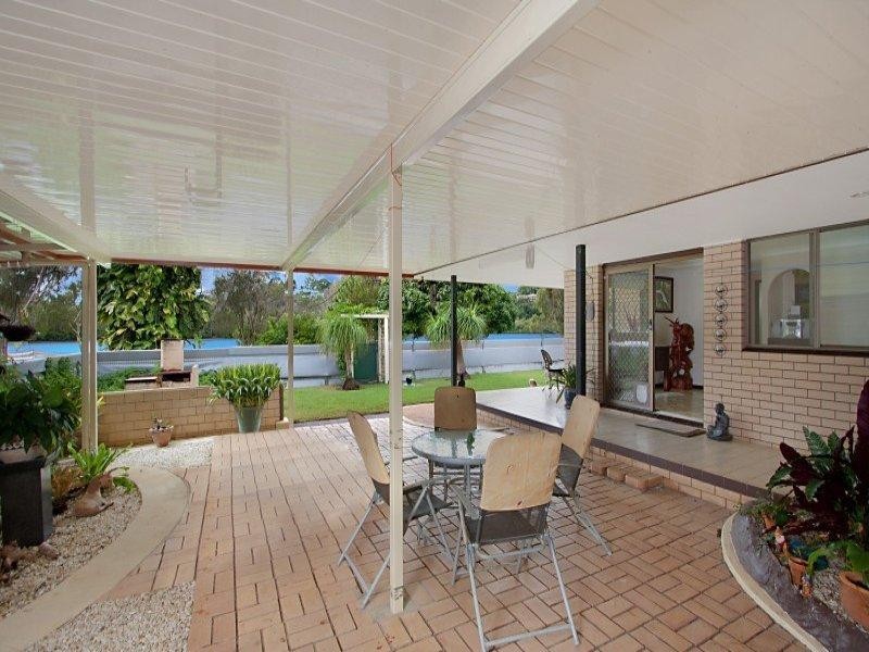 105 Sunset Boulevard, Tweed Heads West NSW 2485