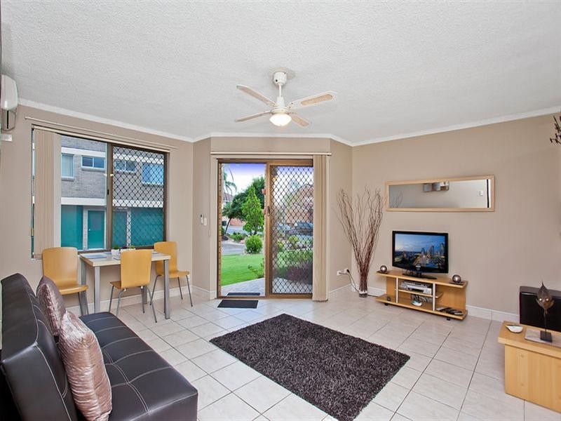 4/8 BUCHAN Avenue, Tweed Heads NSW 2485