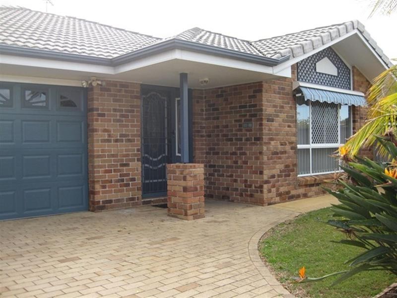 45 WINDERS Place, Banora Point NSW 2486