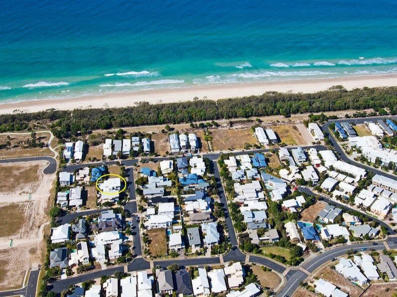 Duplex 1/11 Coogera Lane, Casuarina NSW 2487