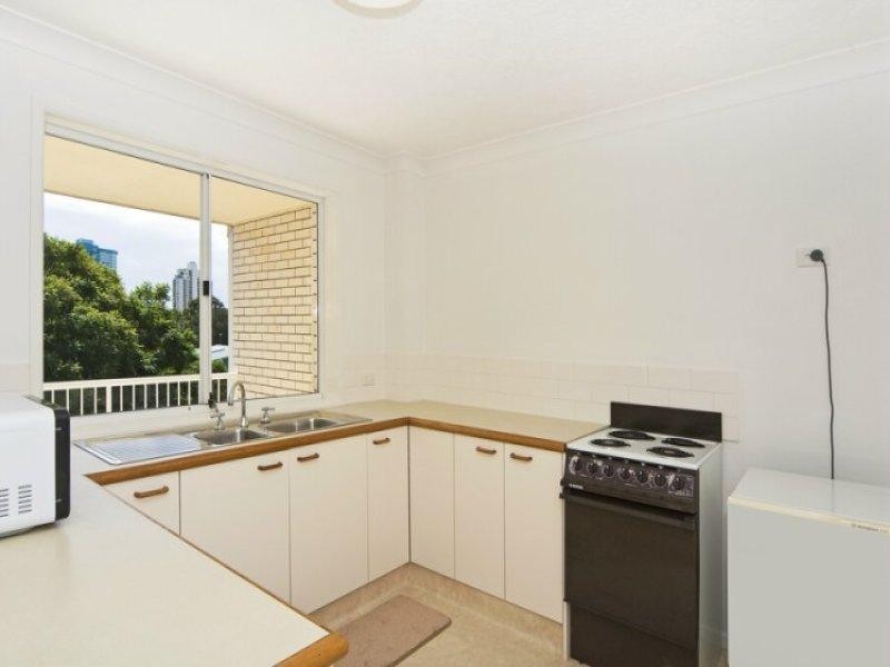 21/54-56 Dutton Street, Coolangatta QLD 4225