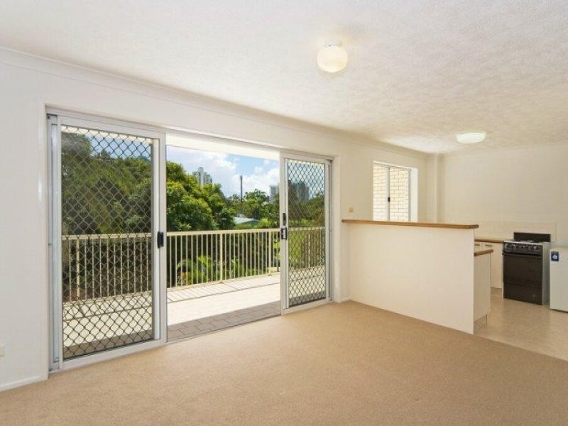 21/54-56 Dutton Street, Coolangatta QLD 4225