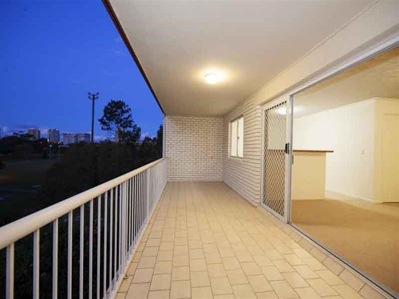 21/54-56 Dutton Street, Coolangatta QLD 4225