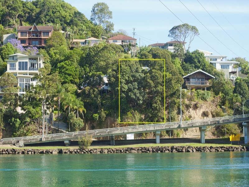 5 Kennedy Drive, Tweed Heads West NSW 2485