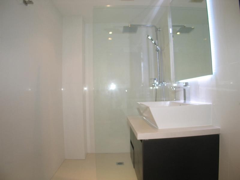 3 CHURCHILL Street, Kirra QLD 4225