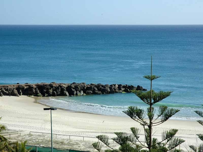 30/62 Marine Parade ‘Points North’, Coolangatta QLD 4225