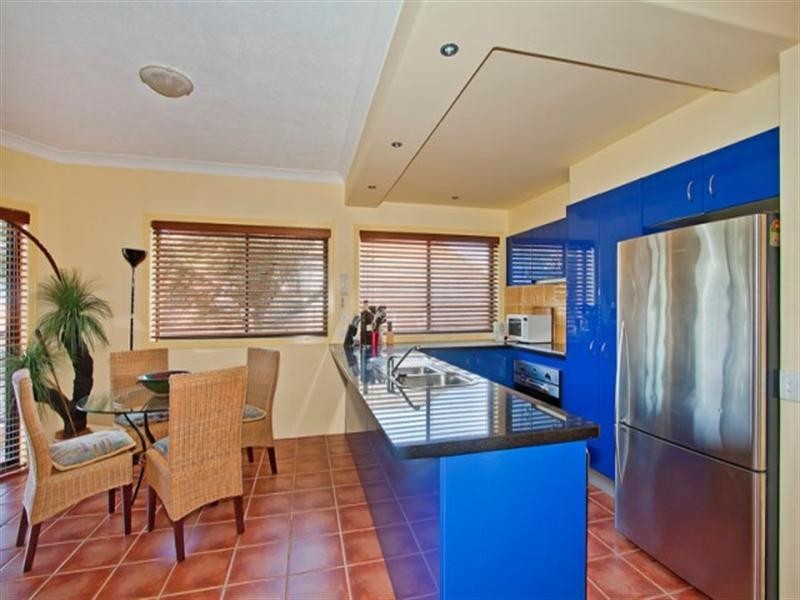 4/38-40 Tweed Street, Coolangatta QLD 4225