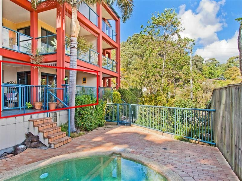 2/7-9 Stapylton Street, Coolangatta QLD 4225