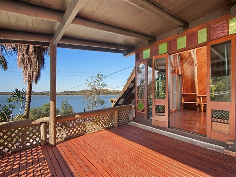 104 Broadwater Esplanade, Bilambil Heights NSW 2486