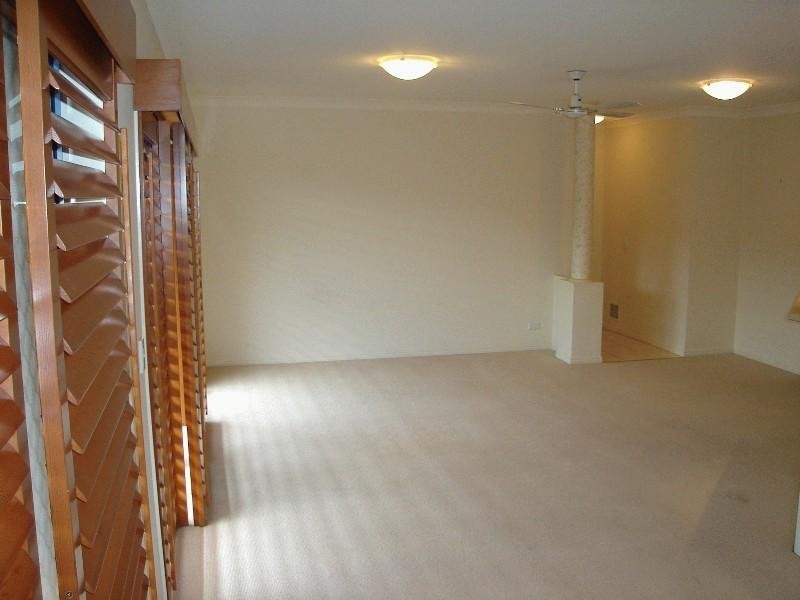 11/139 Golden Four Drive, Bilinga QLD 4225